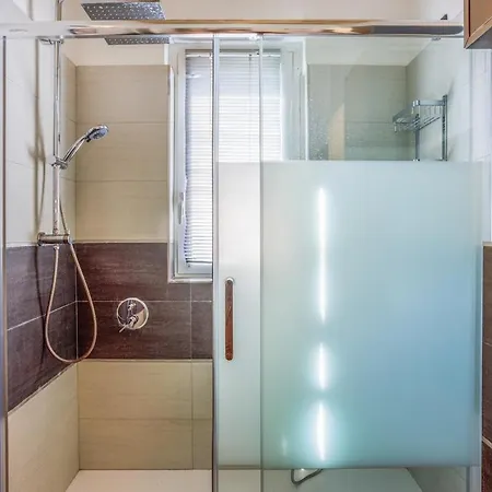 Unconventional Near Linate - Supreme Meme Loft Milano